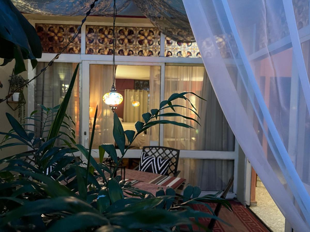 Dickinson Guest House, Guadalajara Expo Eksteriør billede
